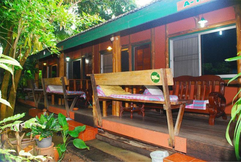 Sukhothai Guest House Luaran gambar